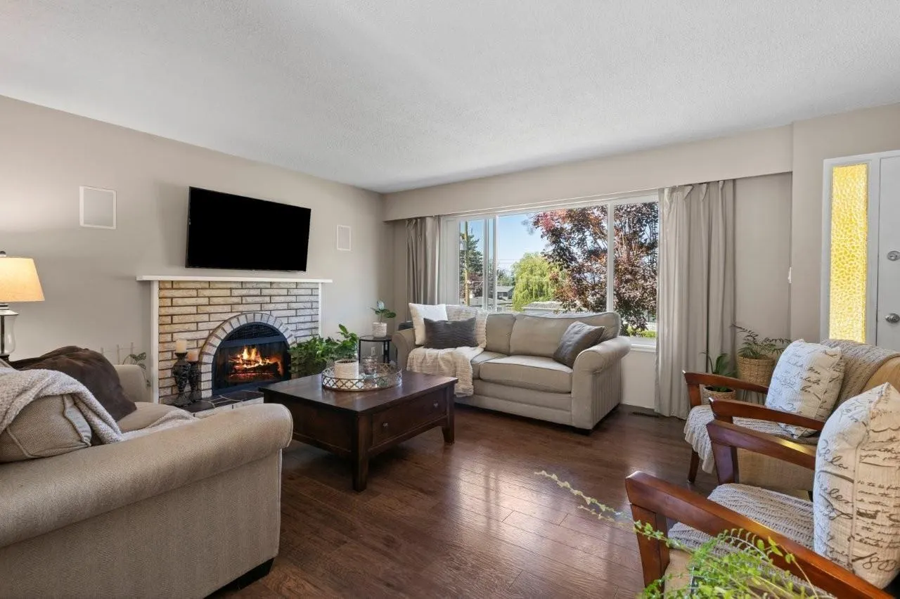 34448 ETON CRESCENT
