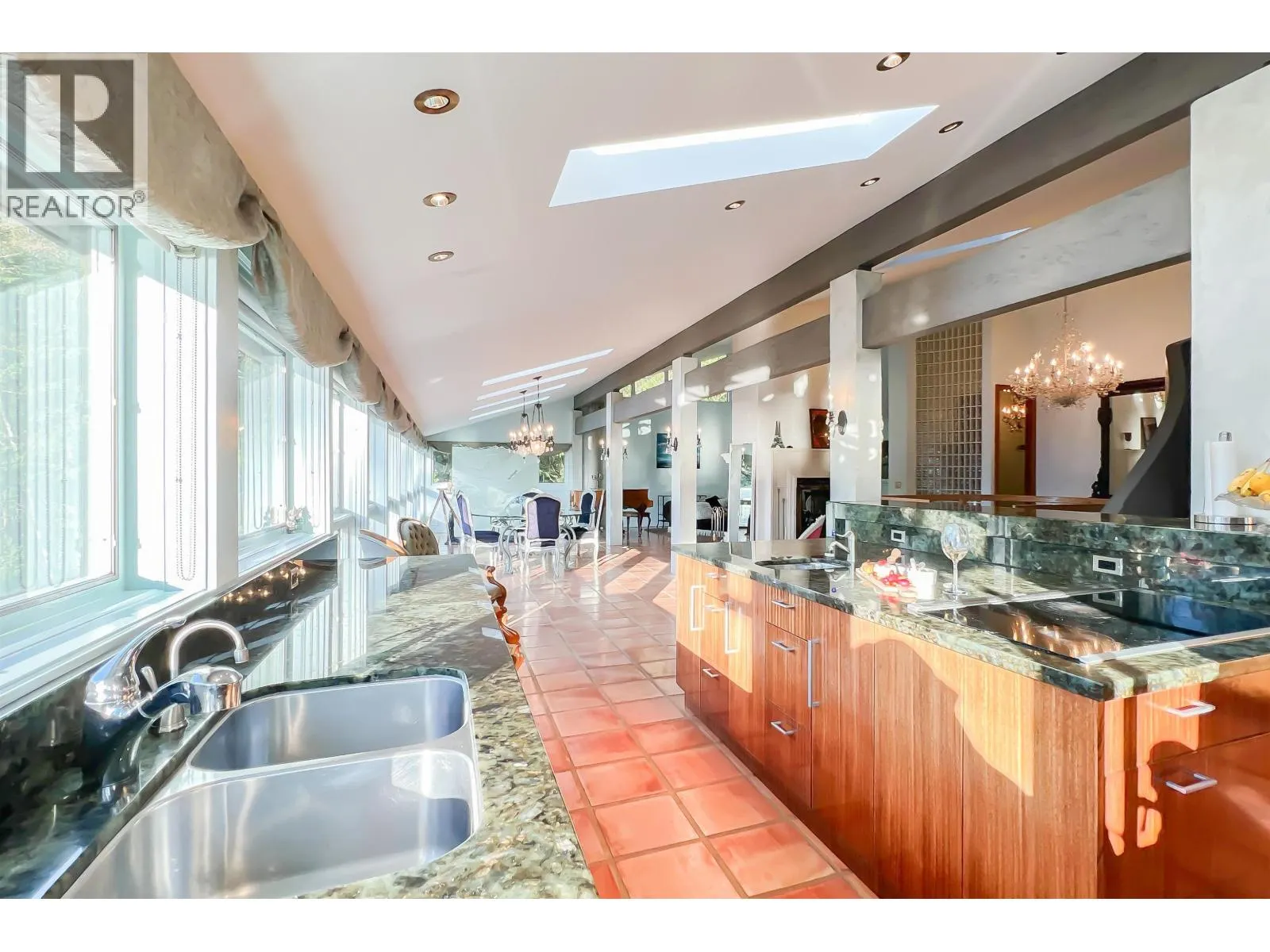 15 OCEANVIEW ROAD