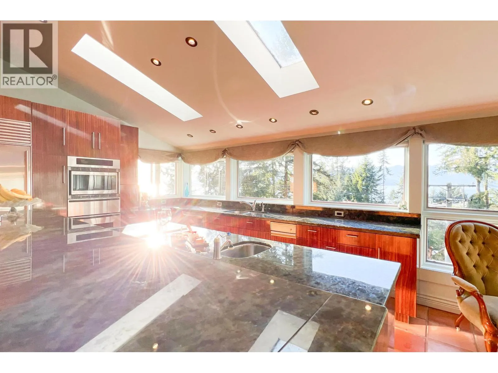15 OCEANVIEW ROAD