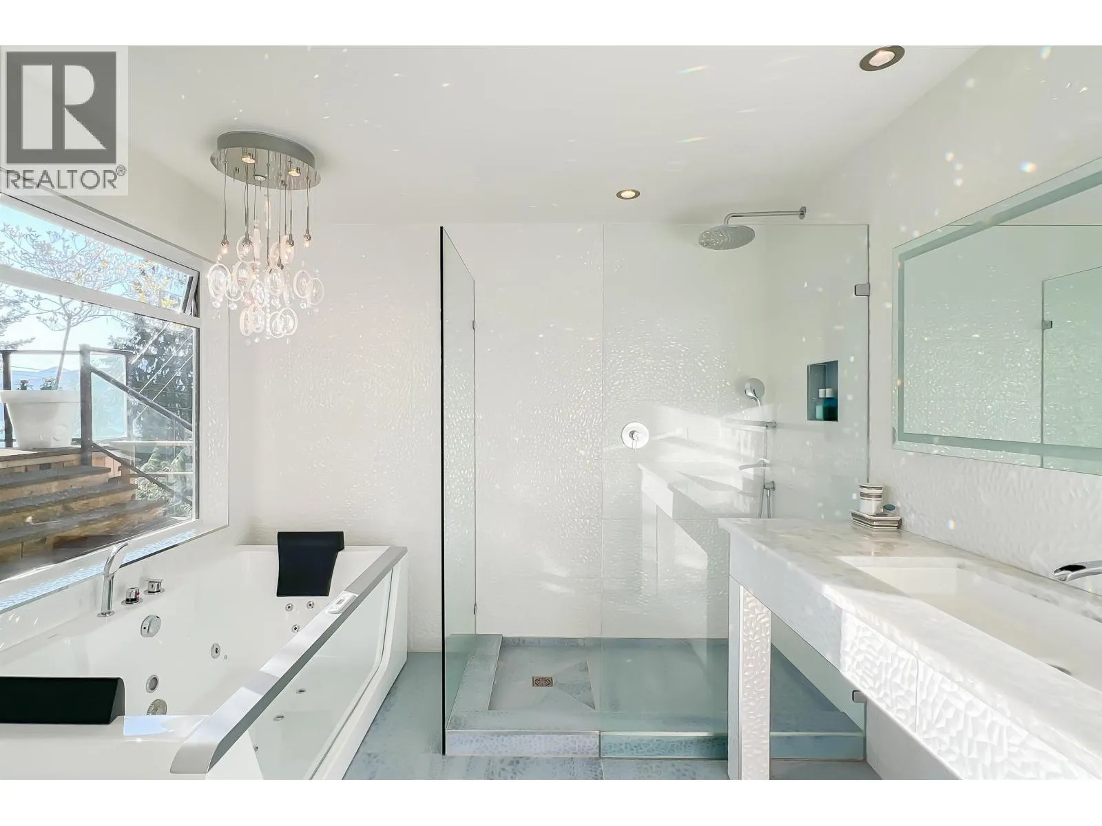 15 OCEANVIEW ROAD