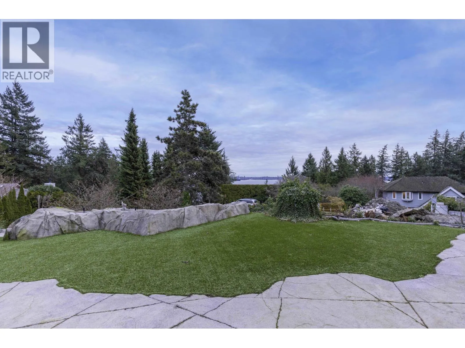 3722 SOUTHRIDGE PLACE