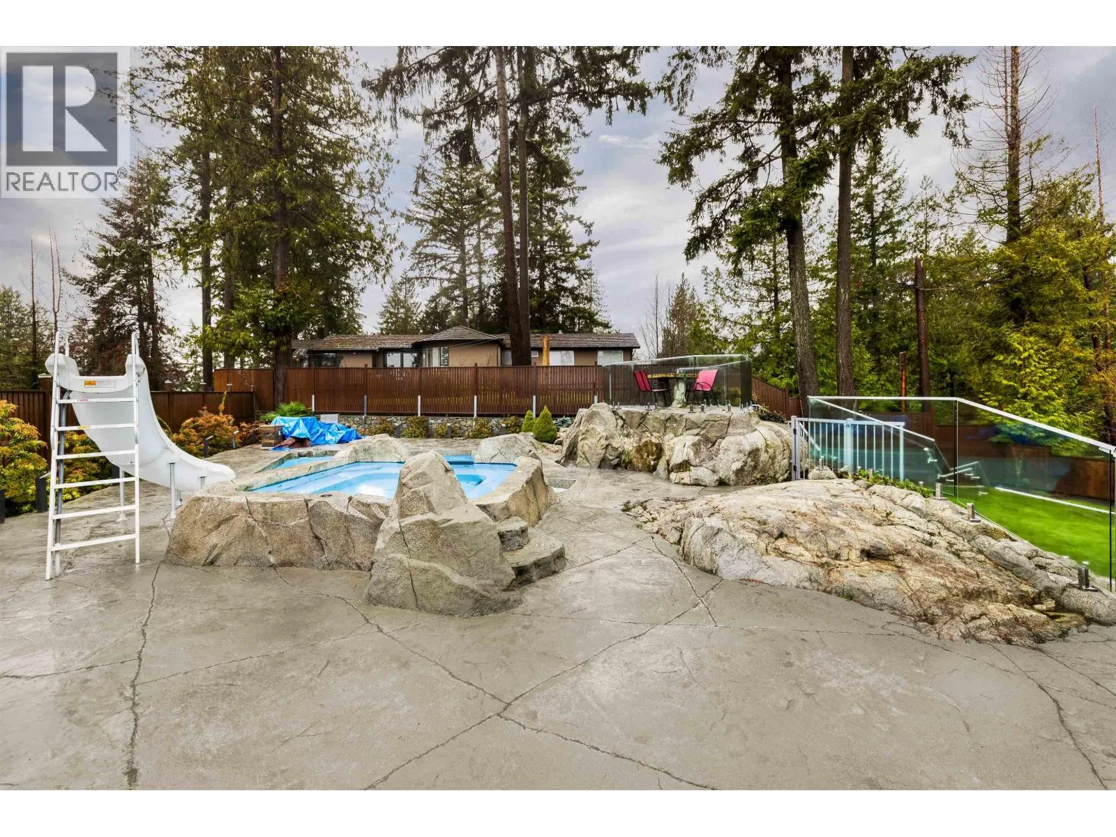 3722 SOUTHRIDGE PLACE