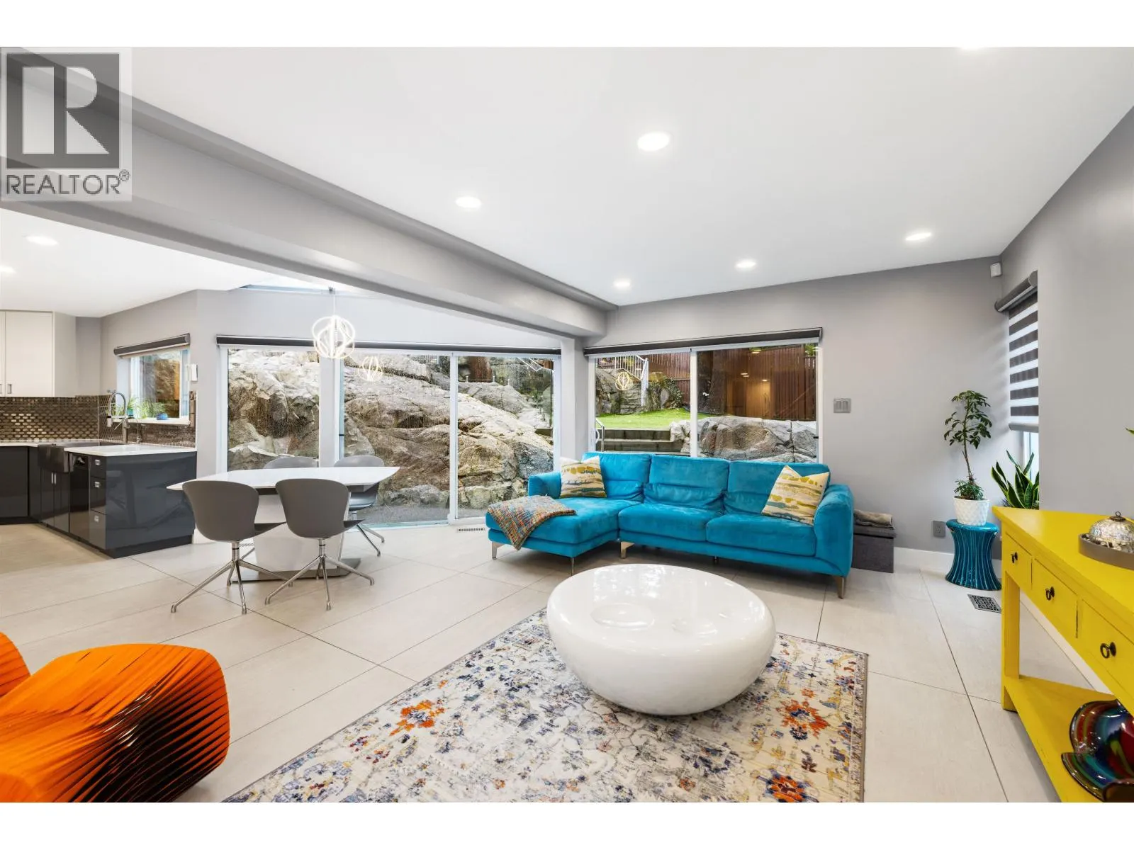 3722 SOUTHRIDGE PLACE