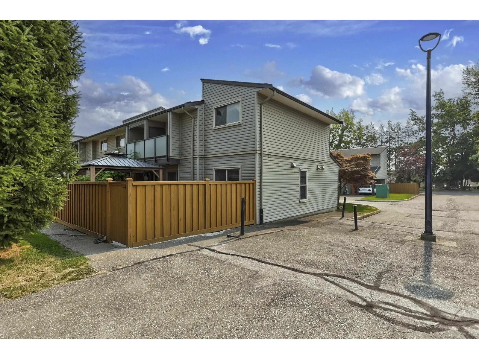 120 27456 32 AVENUE