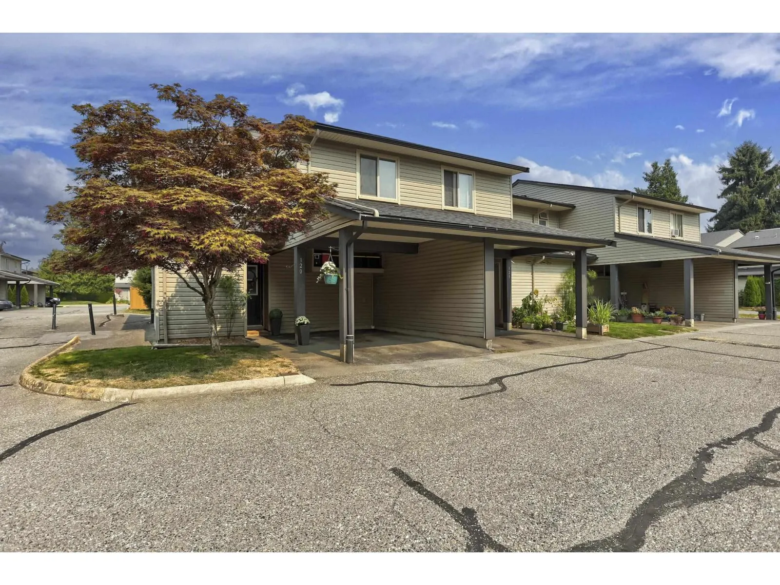 120 27456 32 AVENUE