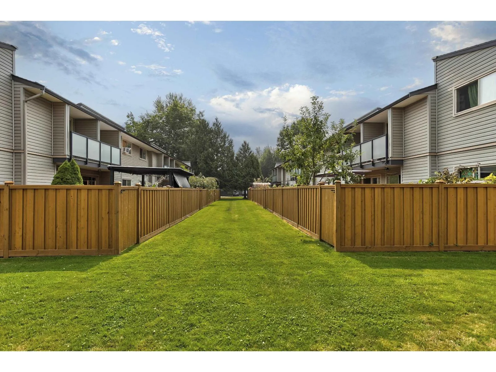 120 27456 32 AVENUE