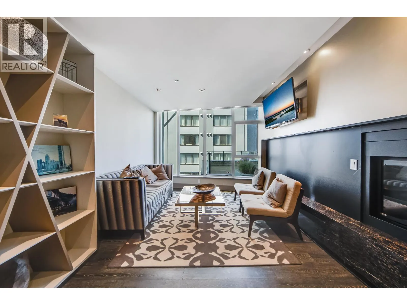 1603 1221 BIDWELL STREET