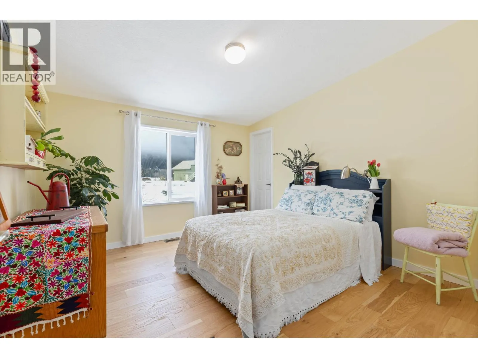 899 ERICKSON ROAD