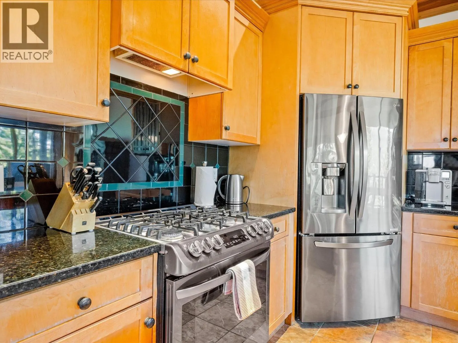 2314 CAYLEY CLOSE