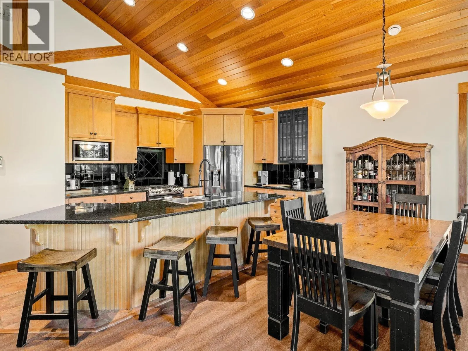 2314 CAYLEY CLOSE