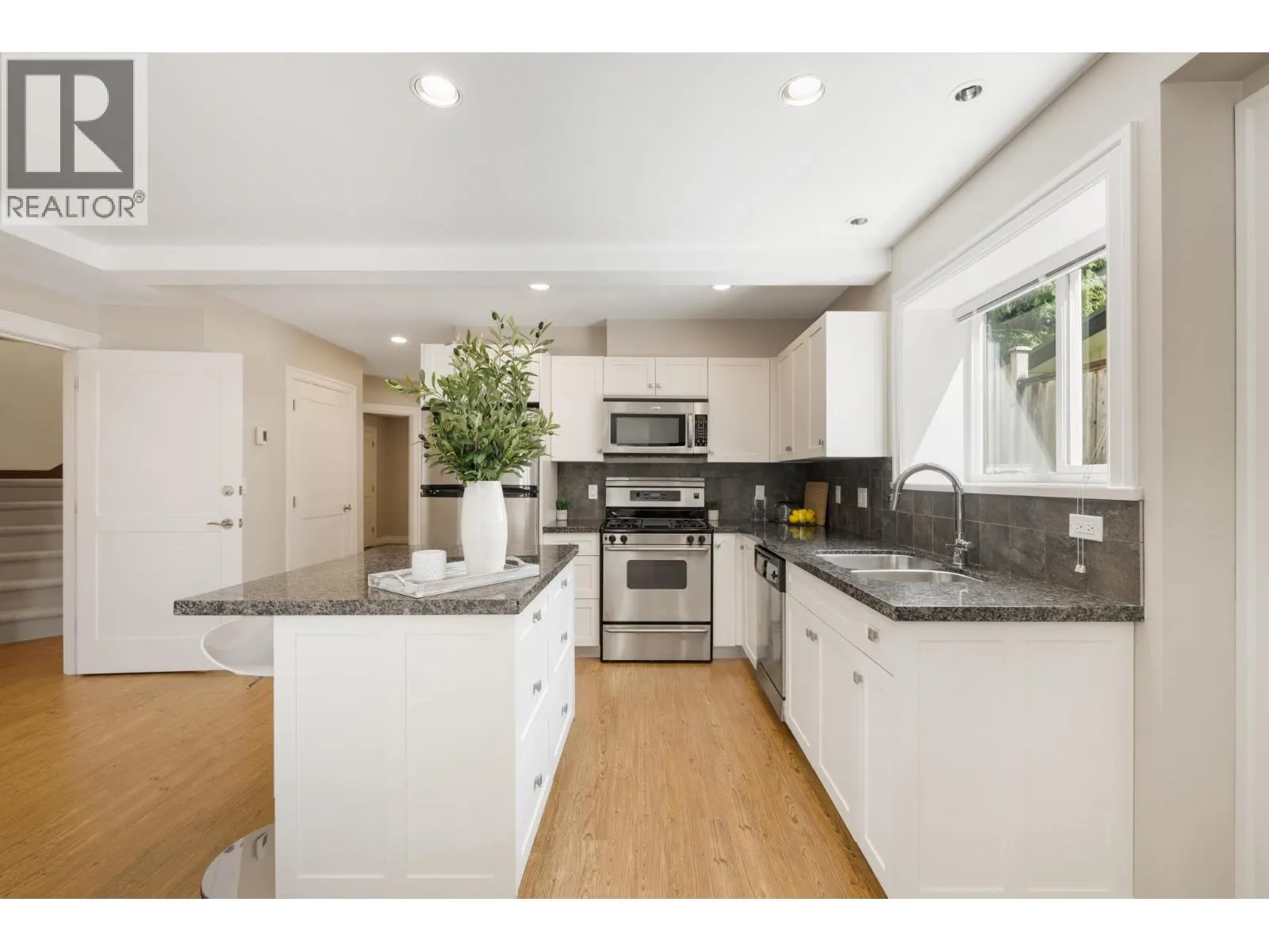 1122 KILMER ROAD