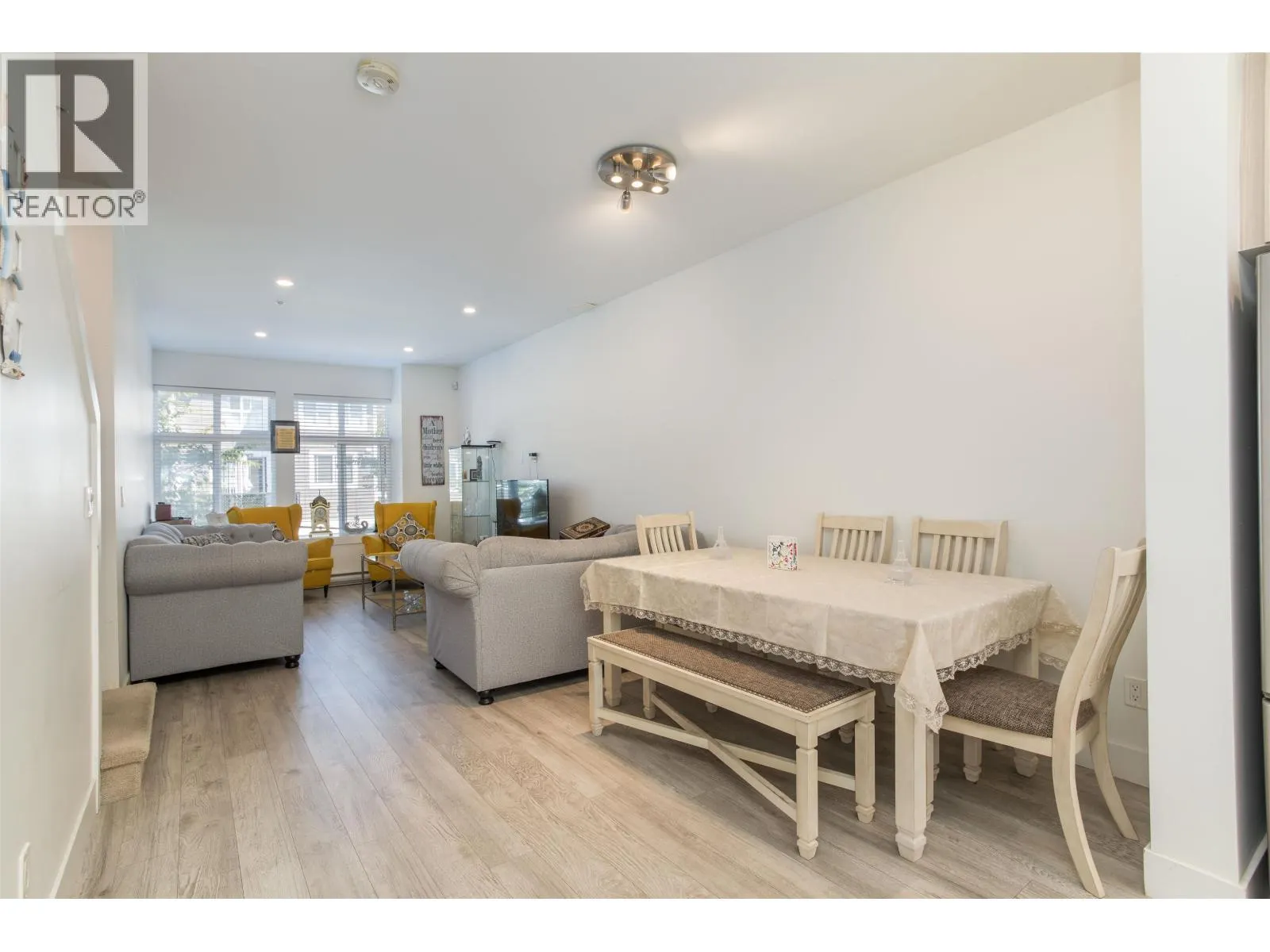 12 24108 104 AVENUE