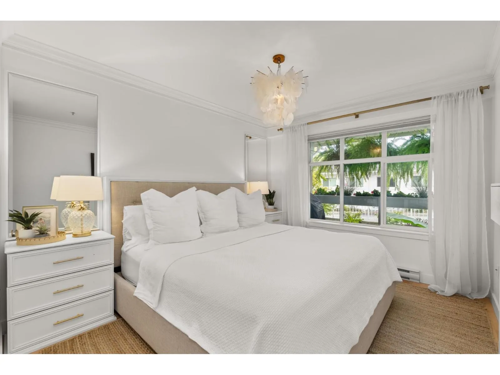 203 15621 MARINE DRIVE