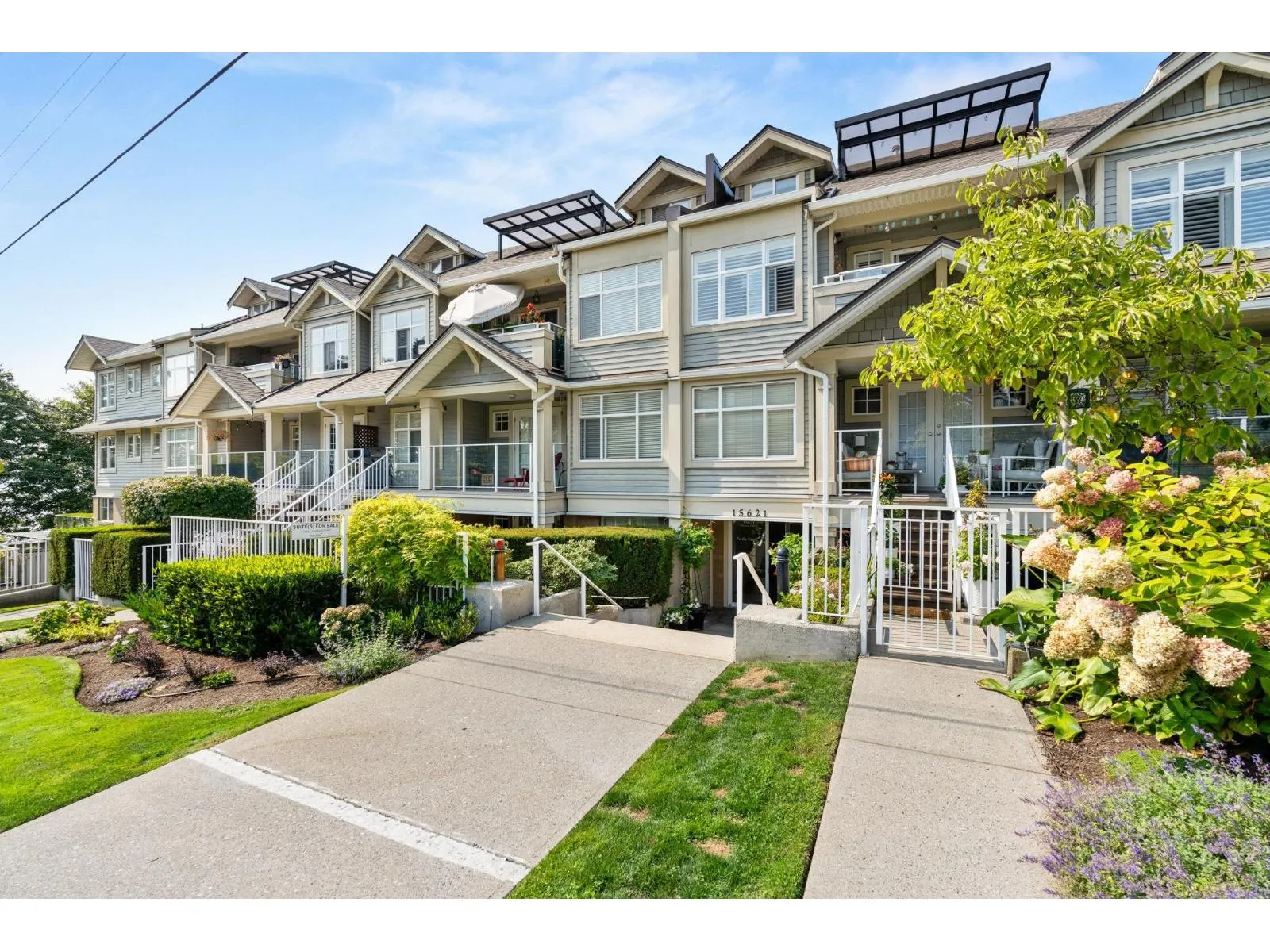 203 15621 MARINE DRIVE