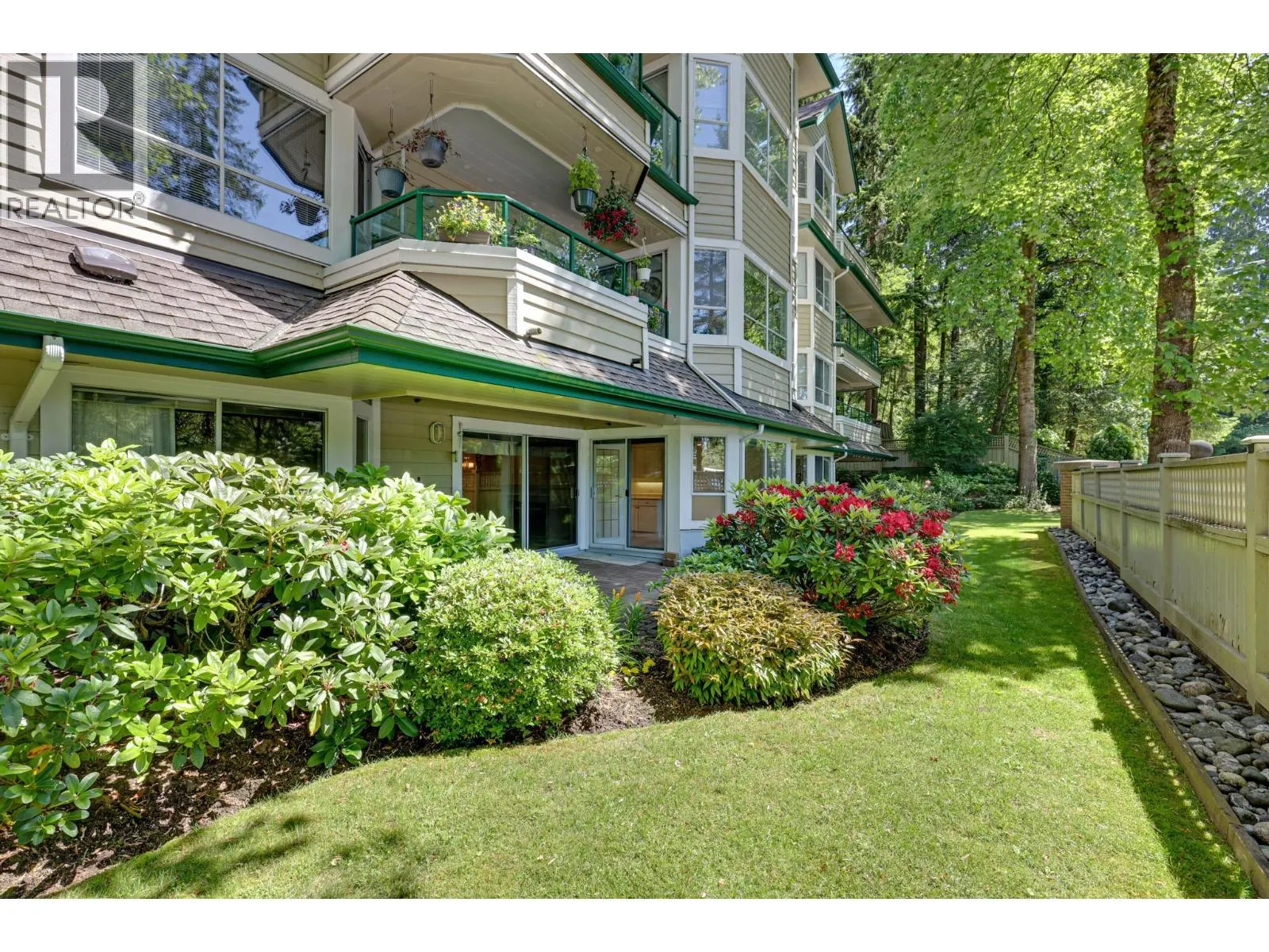 104 3690 BANFF COURT