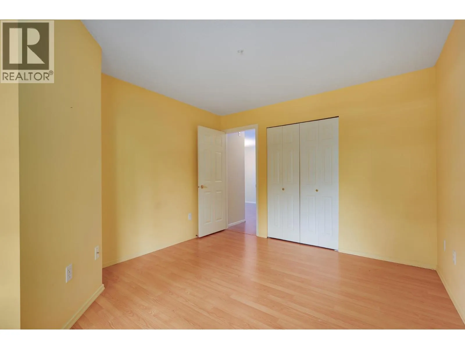 104 3690 BANFF COURT