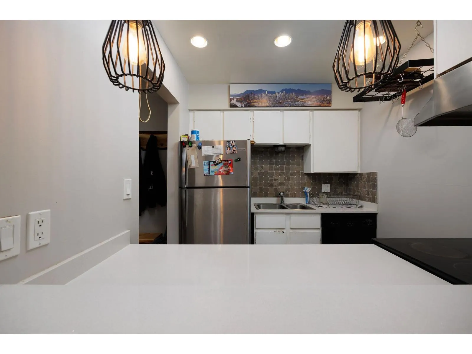 207 17661 58A AVENUE