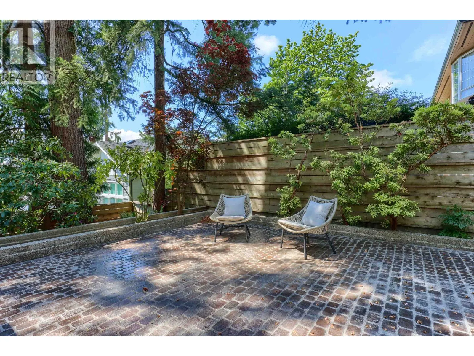 2423 BIRNEY PLACE