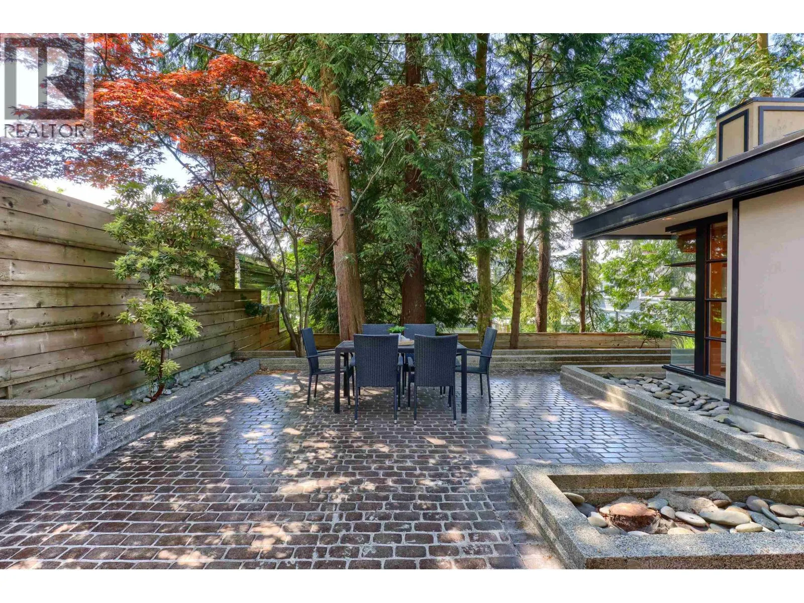 2423 BIRNEY PLACE