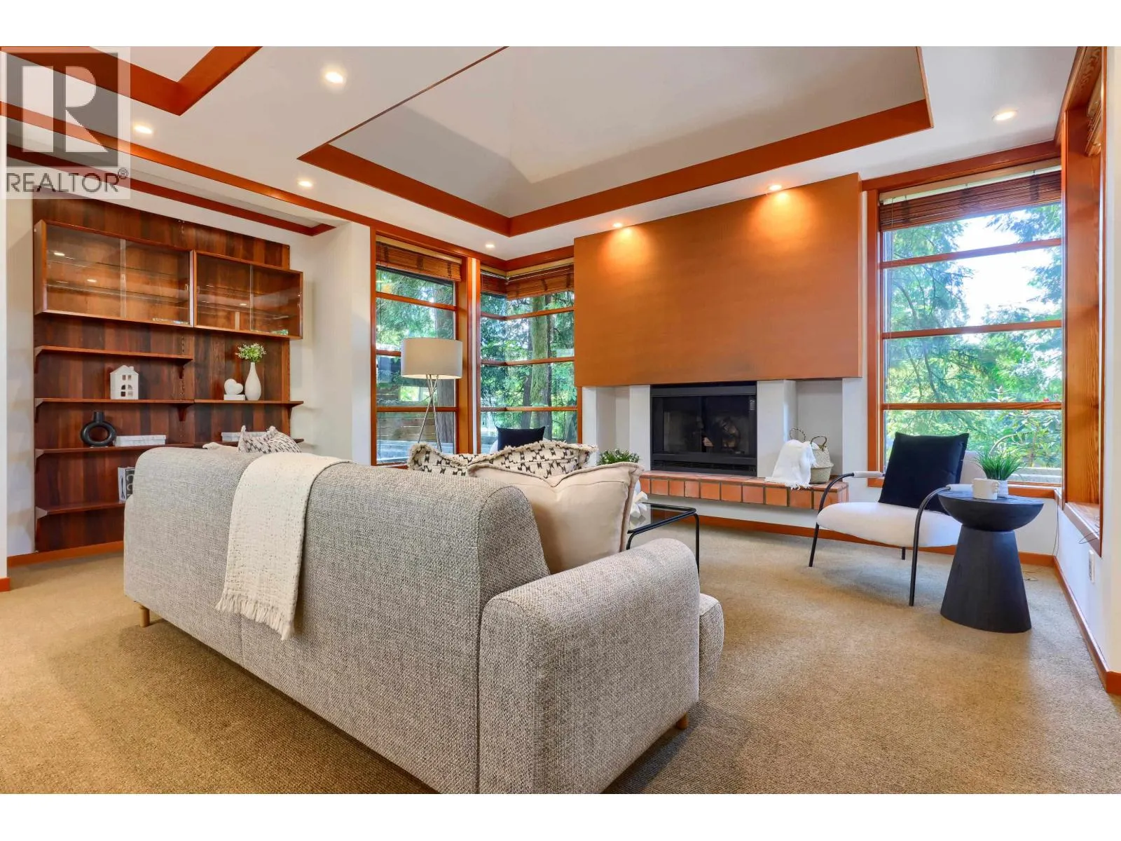 2423 BIRNEY PLACE