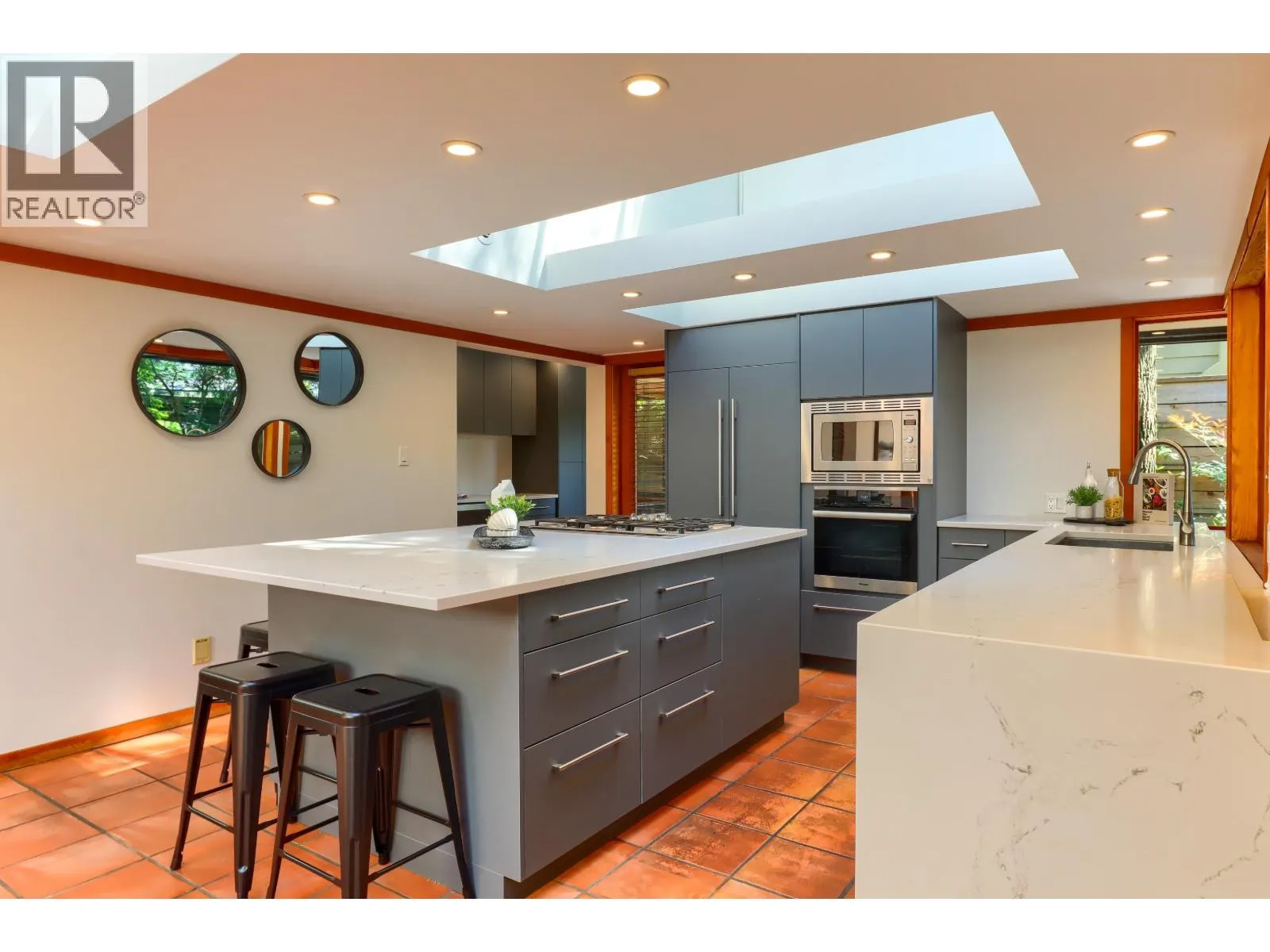 2423 BIRNEY PLACE
