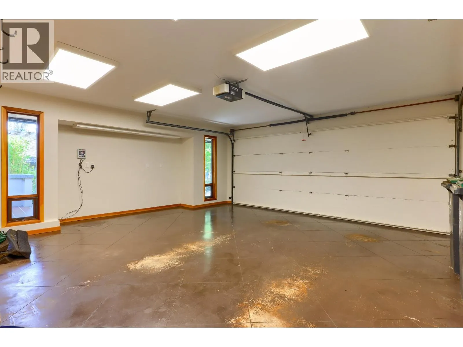 2423 BIRNEY PLACE