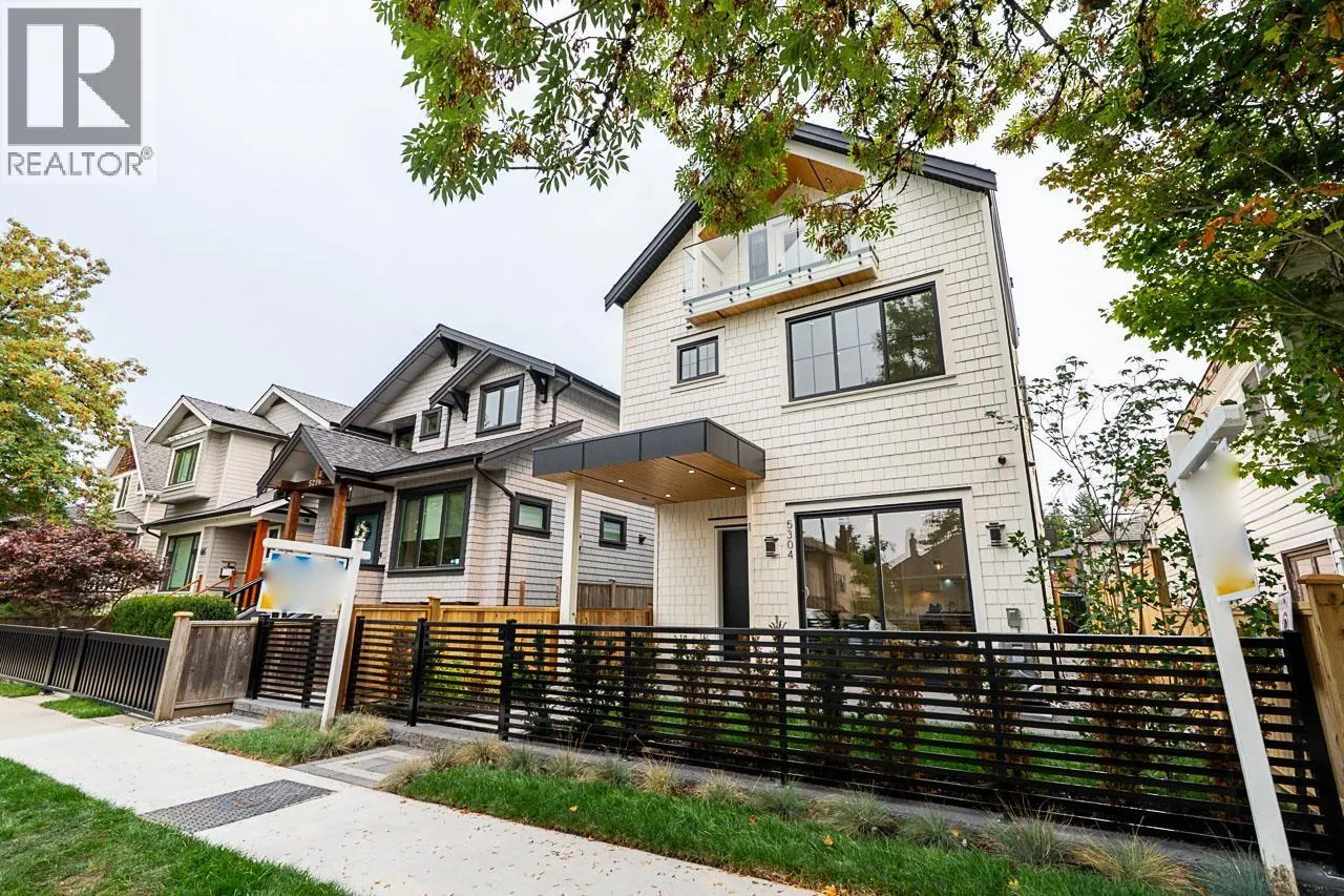 1 5304 ELGIN STREET