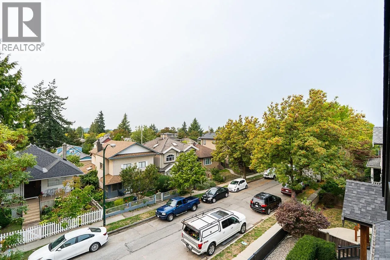 1 5304 ELGIN STREET