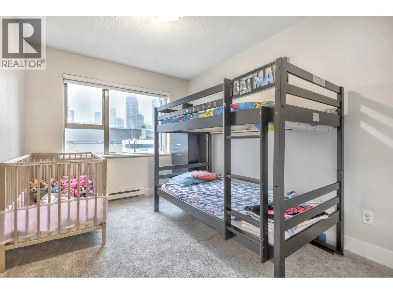 305 4728 DAWSON STREET