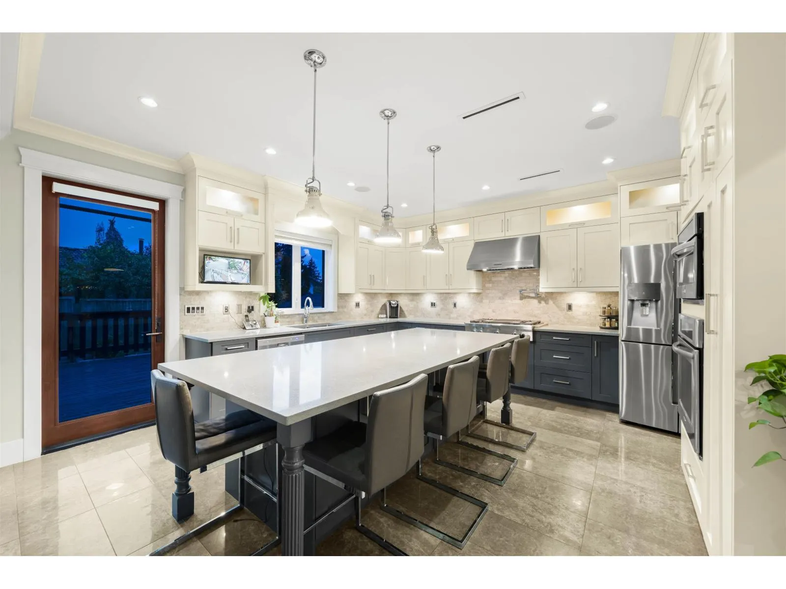 8841 STEGAVIK COURT