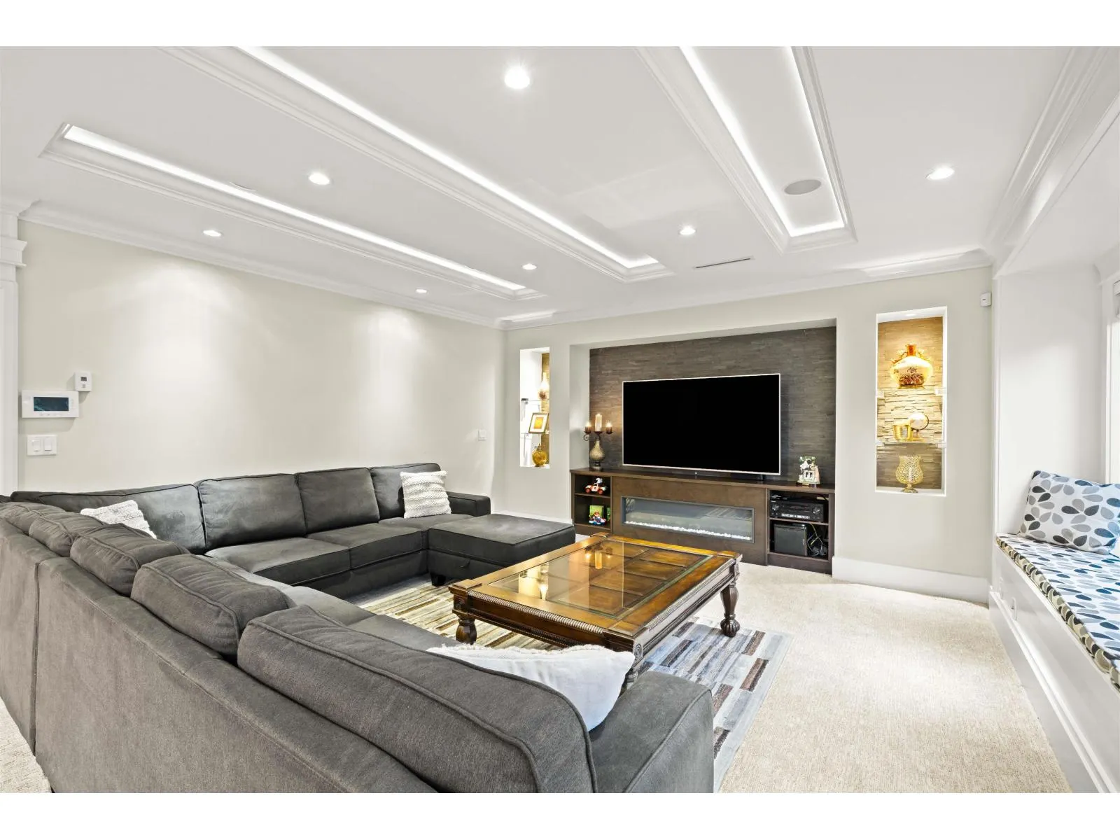 8841 STEGAVIK COURT