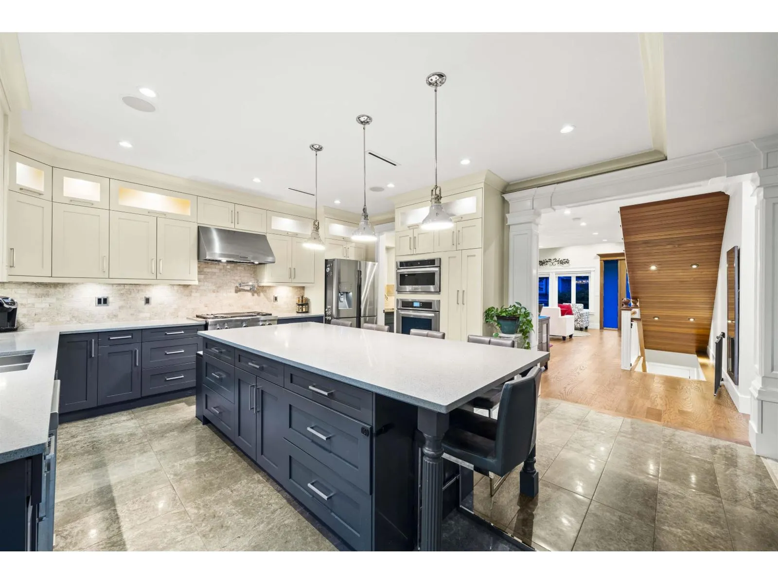 8841 STEGAVIK COURT