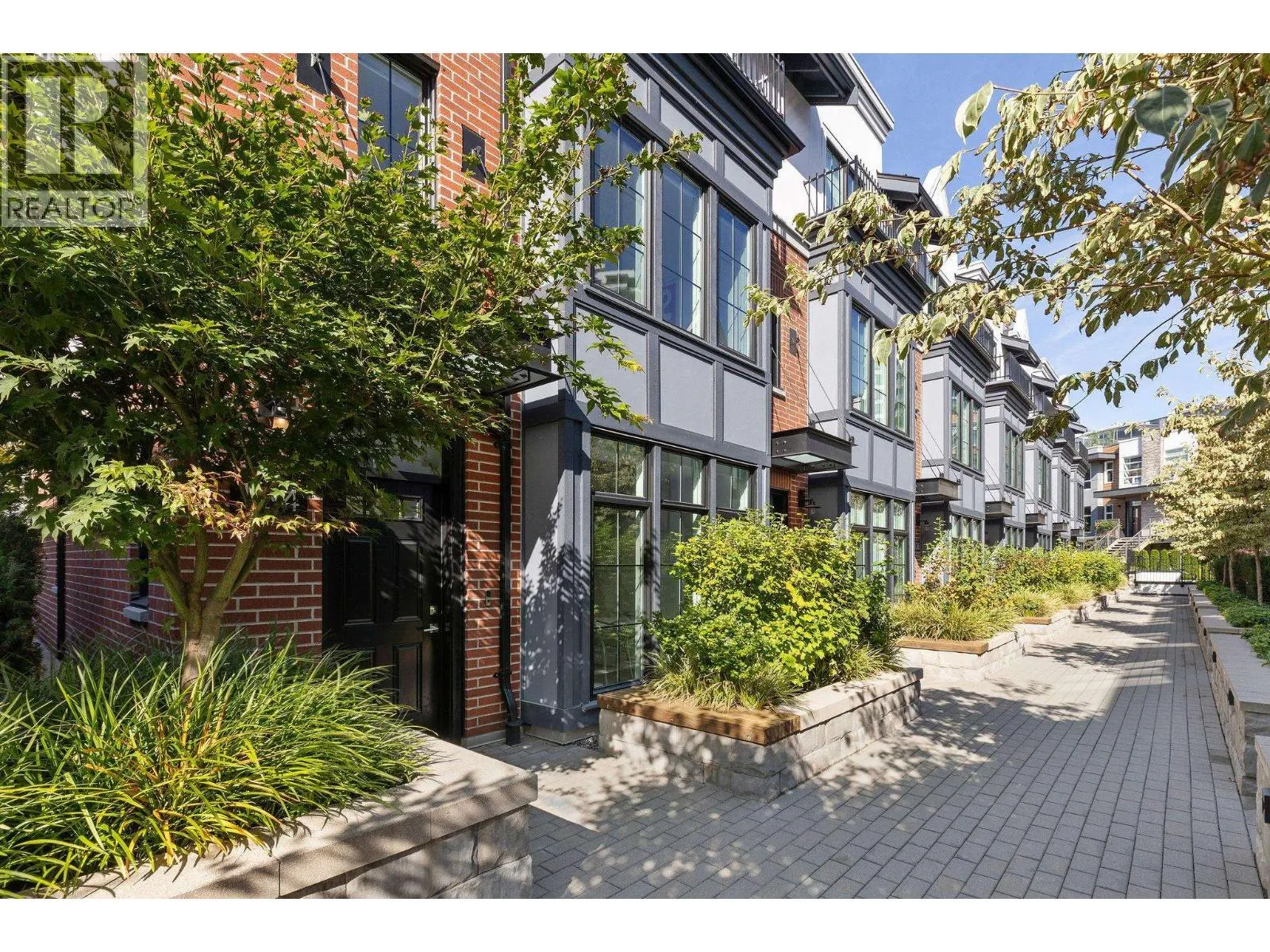 134 2070 CURLING ROAD