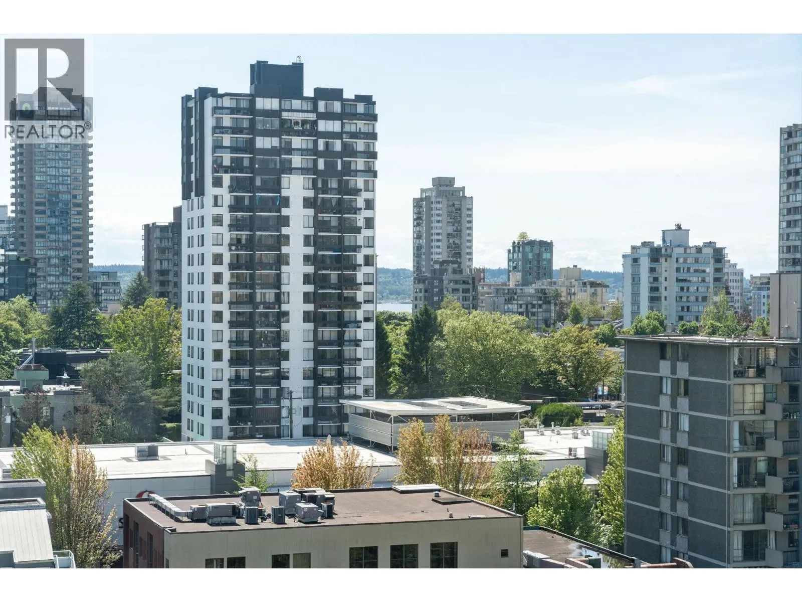 1201 1723 ALBERNI STREET