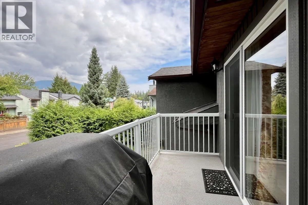 3202 SALT SPRING AVENUE