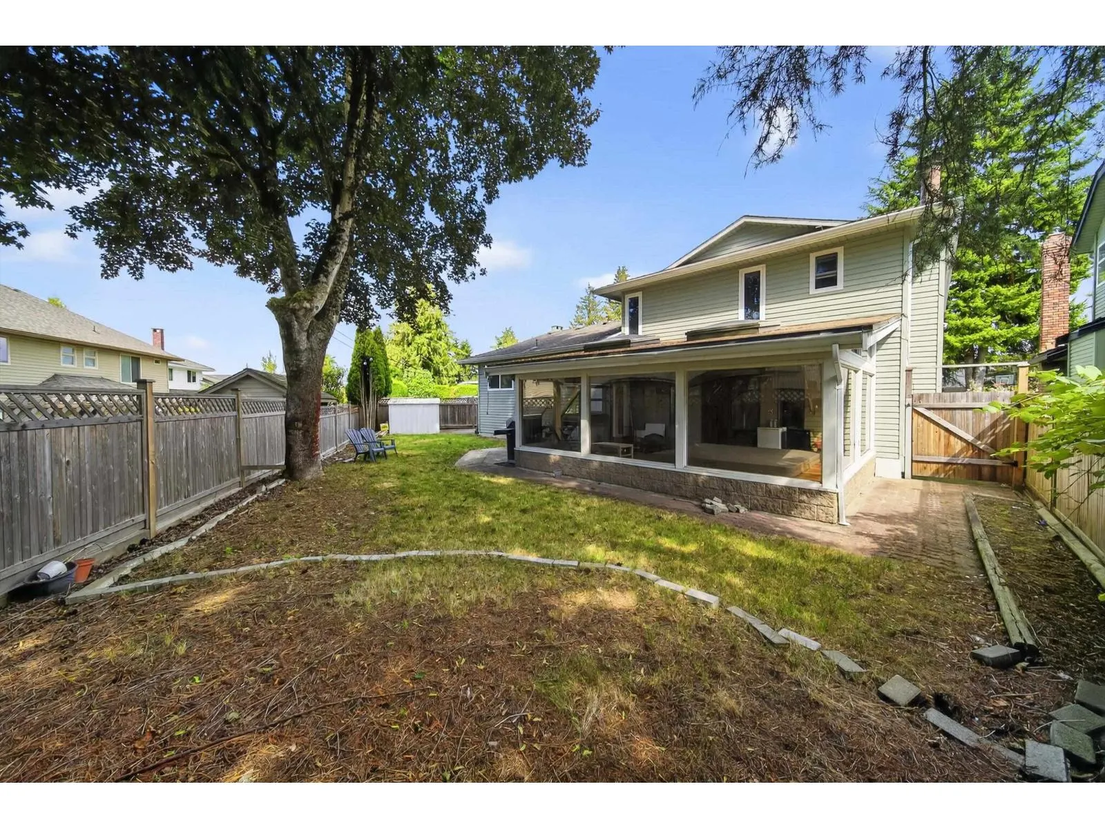 8607 BYRON ROAD
