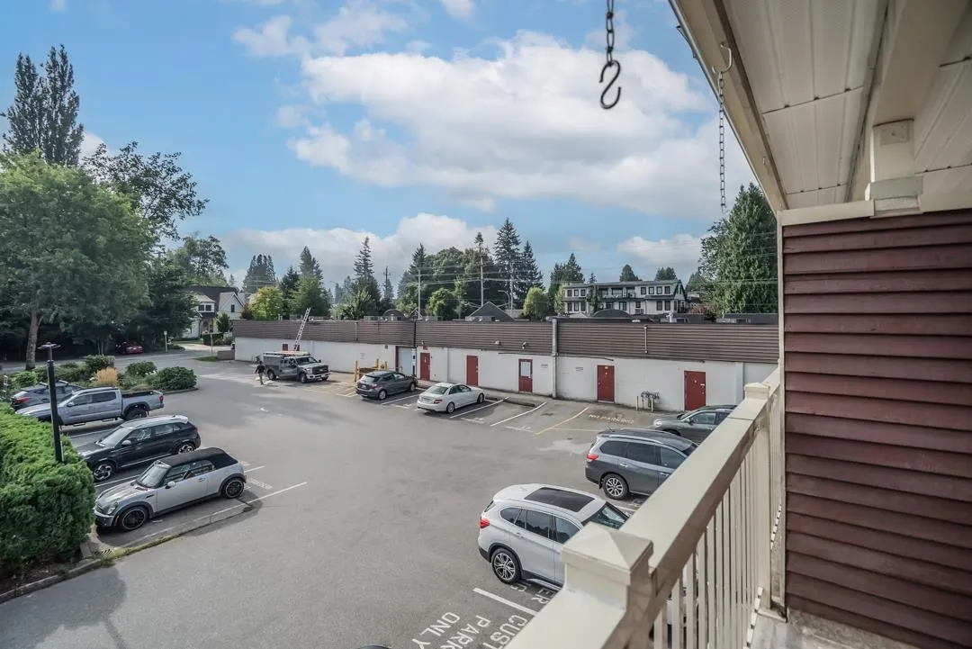 205 9124 GLOVER ROAD