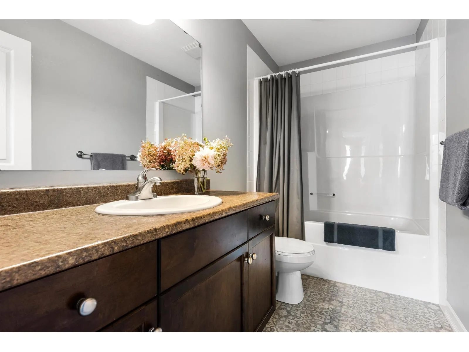 24 46778 HUDSON ROAD|Promontory