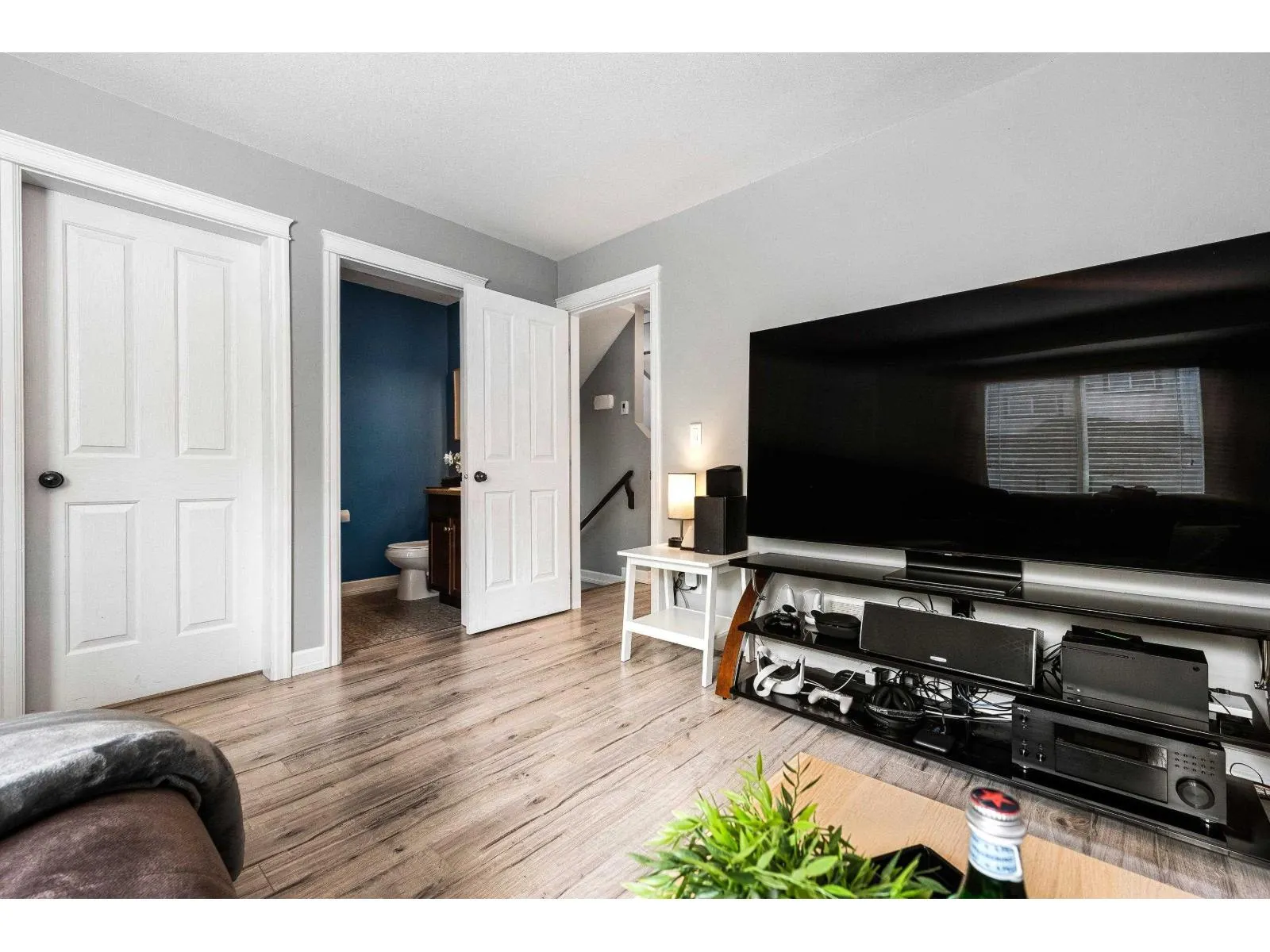 24 46778 HUDSON ROAD|Promontory