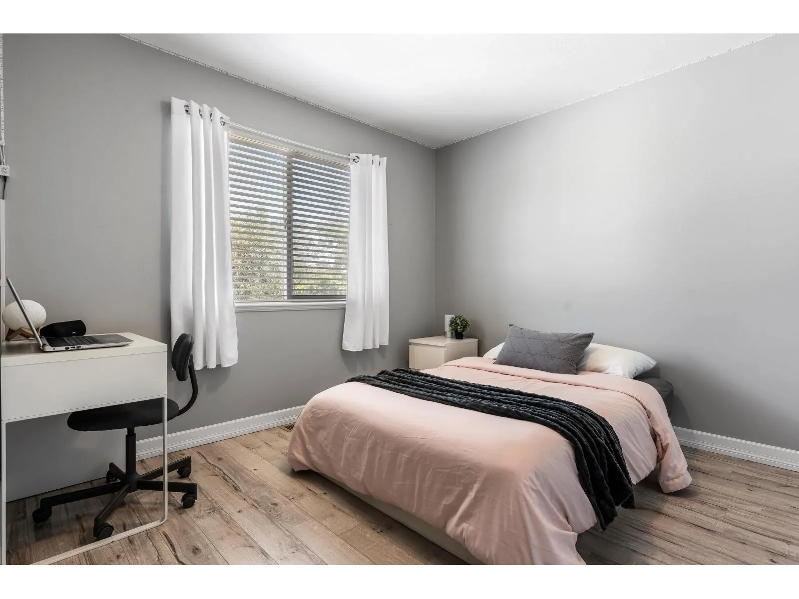 24 46778 HUDSON ROAD|Promontory