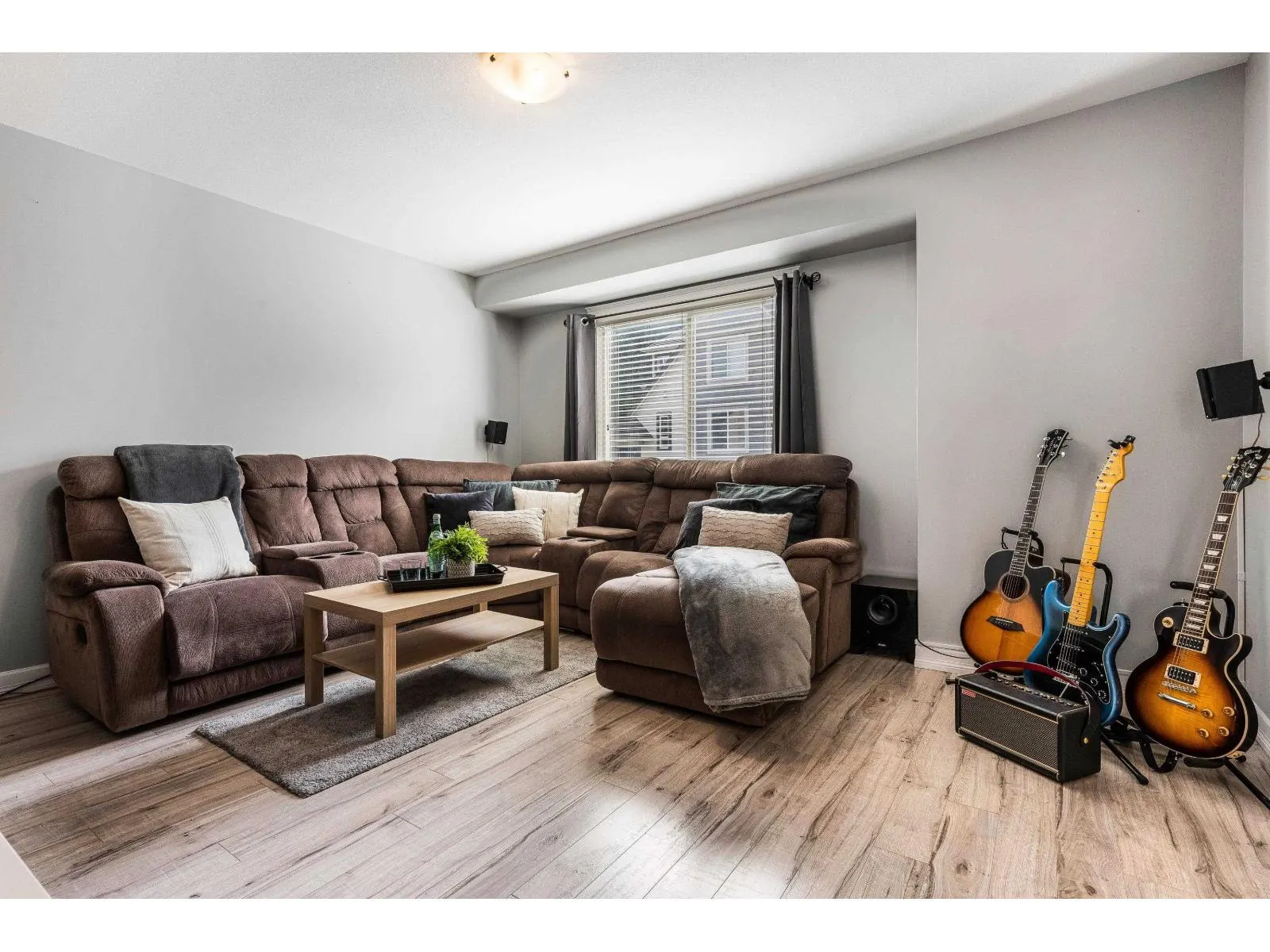 24 46778 HUDSON ROAD|Promontory