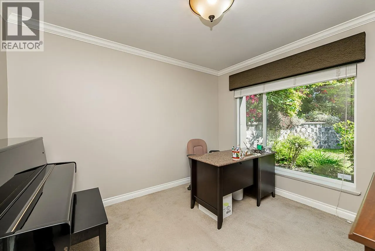 180 W OSBORNE ROAD