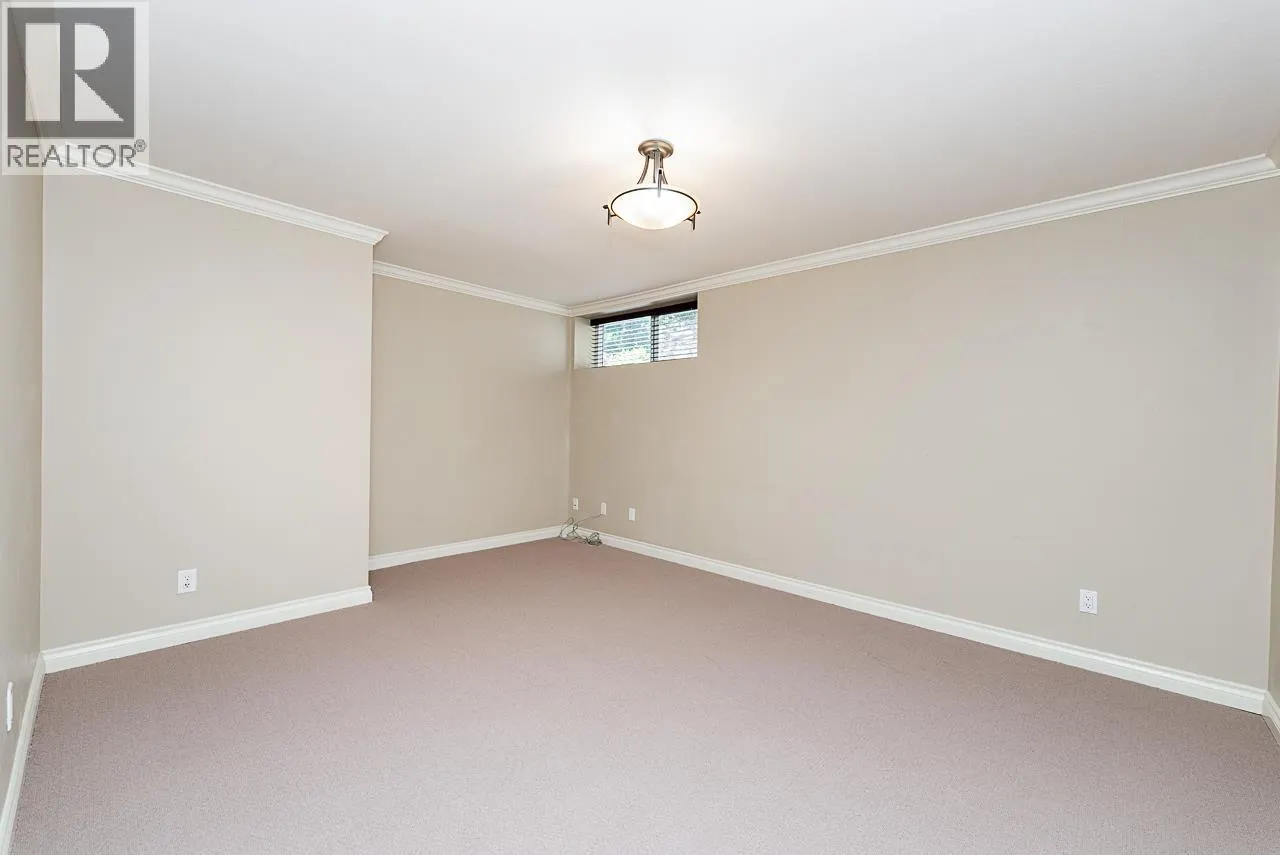 180 W OSBORNE ROAD
