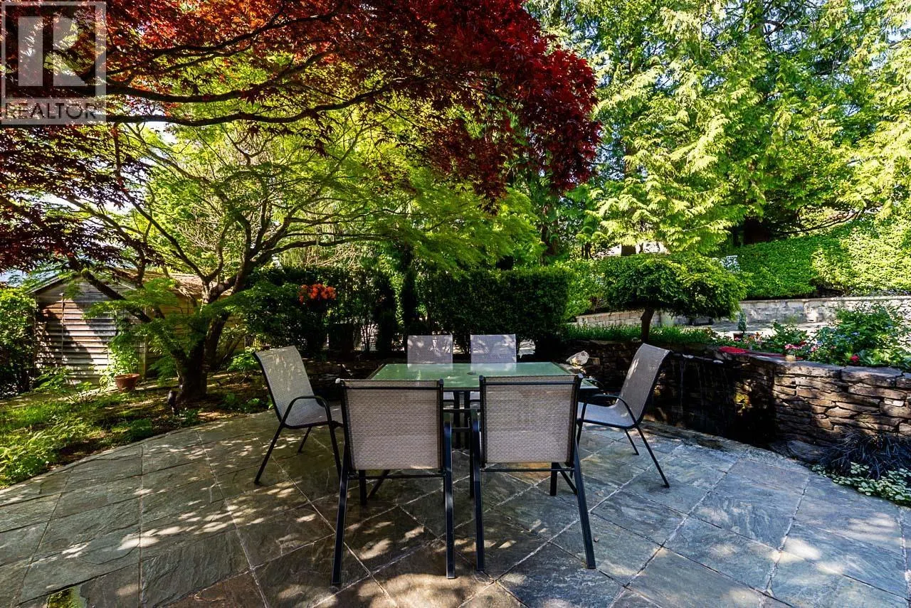 180 W OSBORNE ROAD