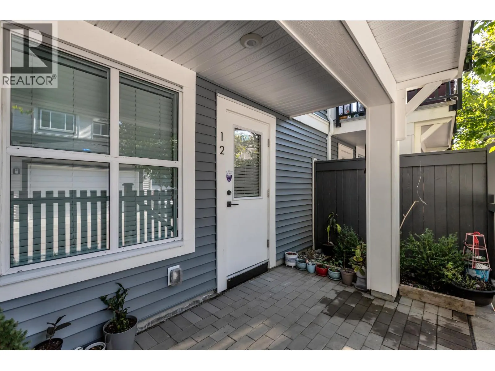 12 24021 110 AVENUE