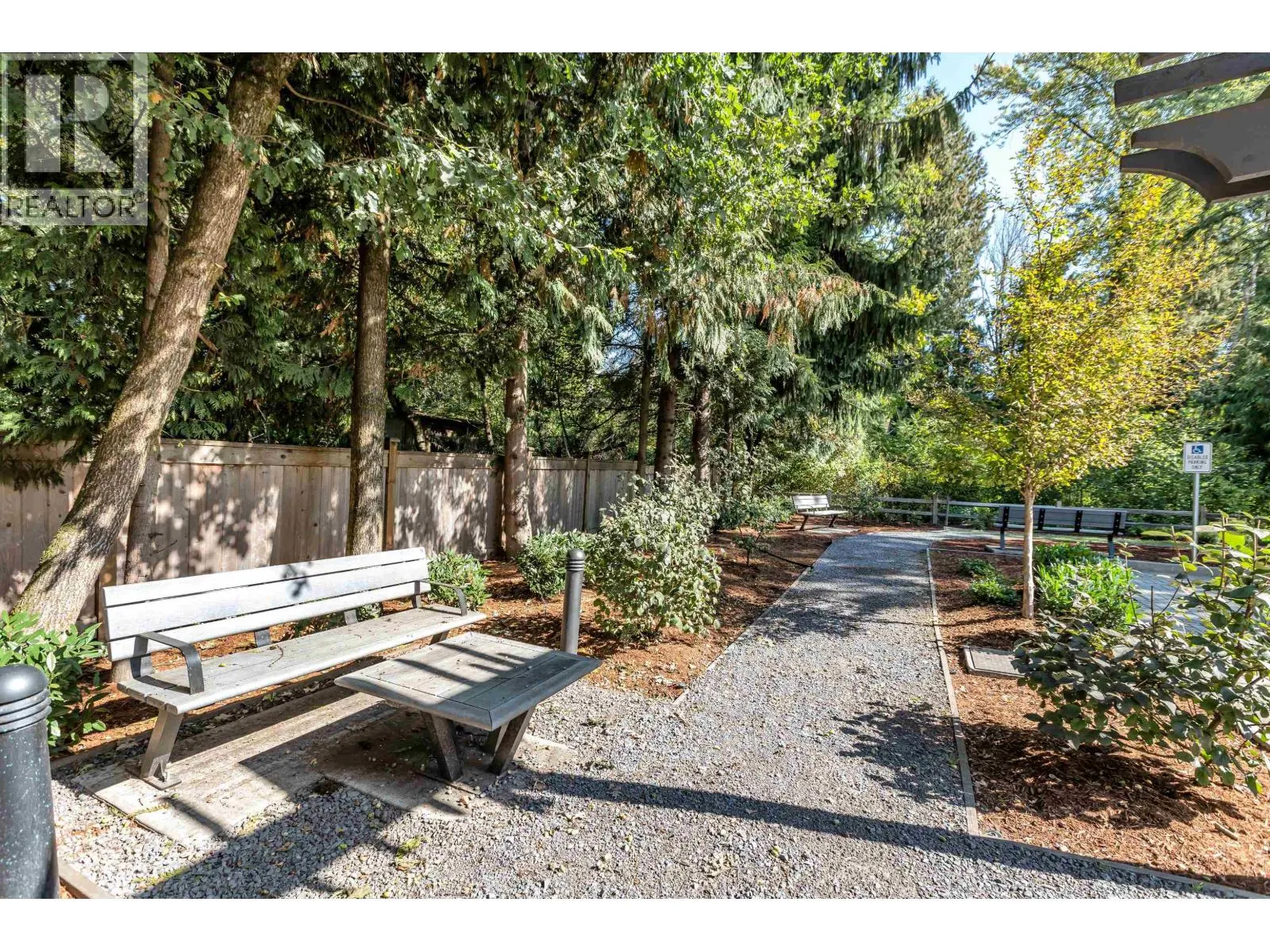 12 24021 110 AVENUE