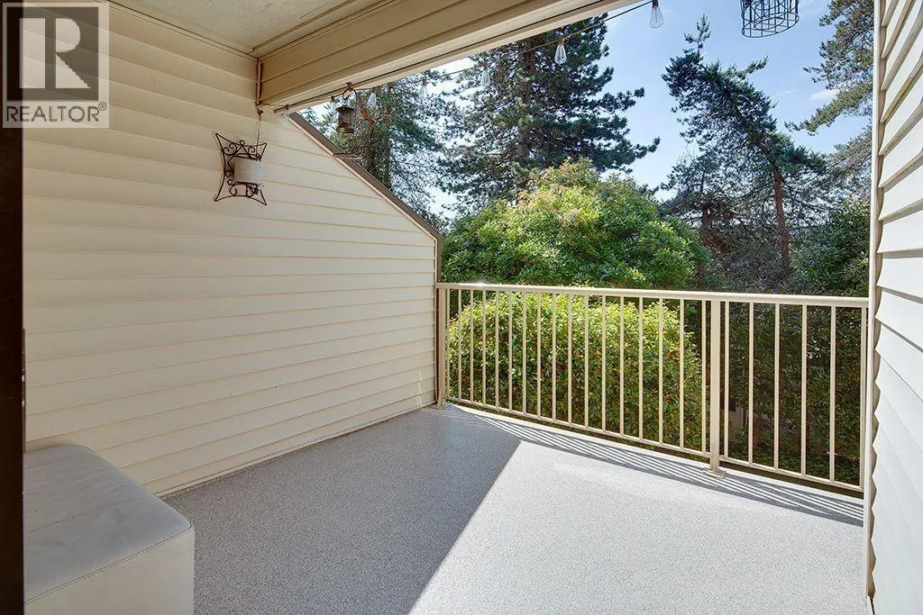 208 1220 FALCON DRIVE