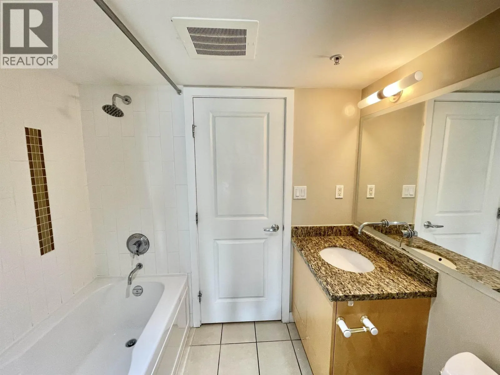 809 9180 HEMLOCK DRIVE