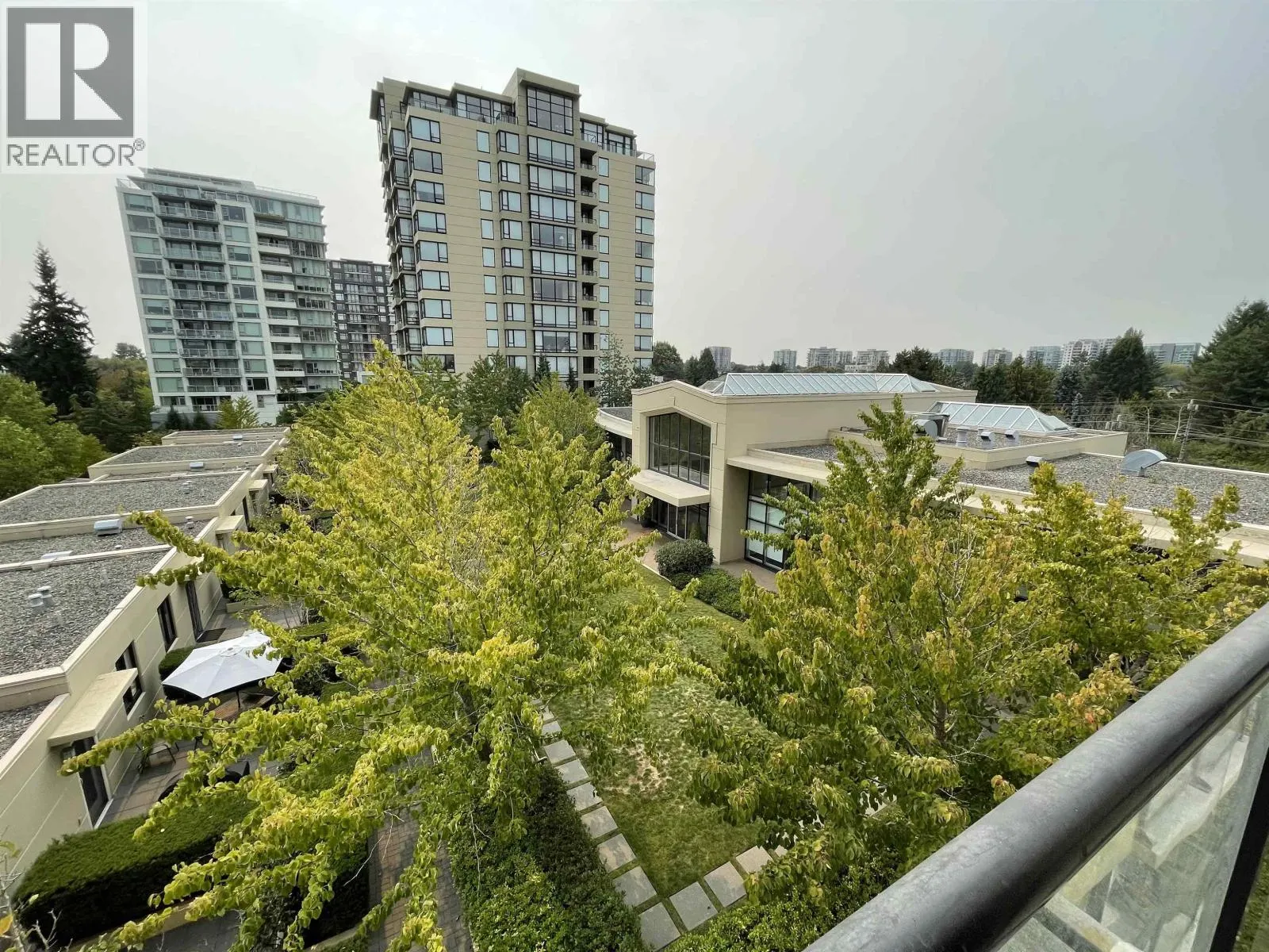 809 9180 HEMLOCK DRIVE