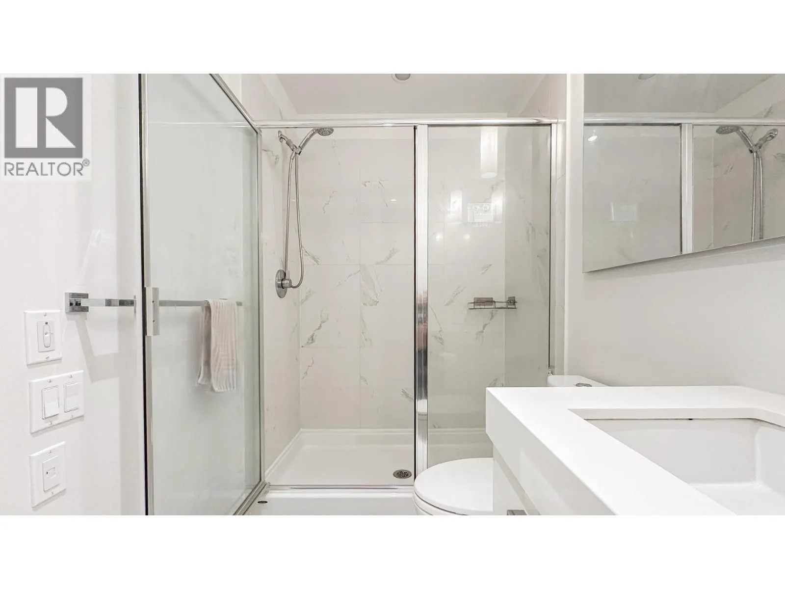 505 4867 CAMBIE STREET
